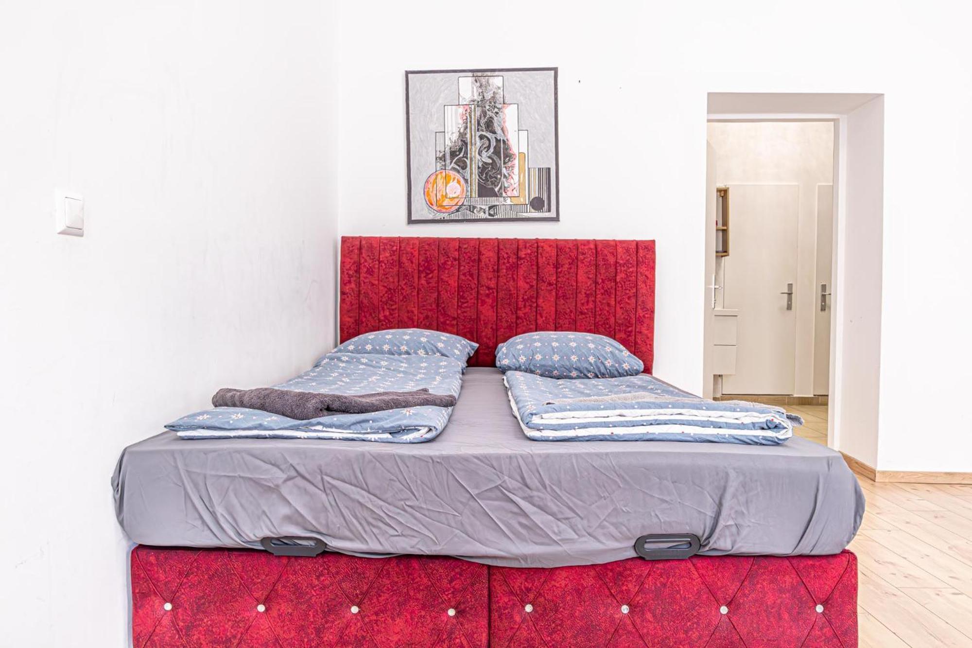 6 Min To Amusement Park - Economy Rooms In Shared Apartment Vienna Exterior photo