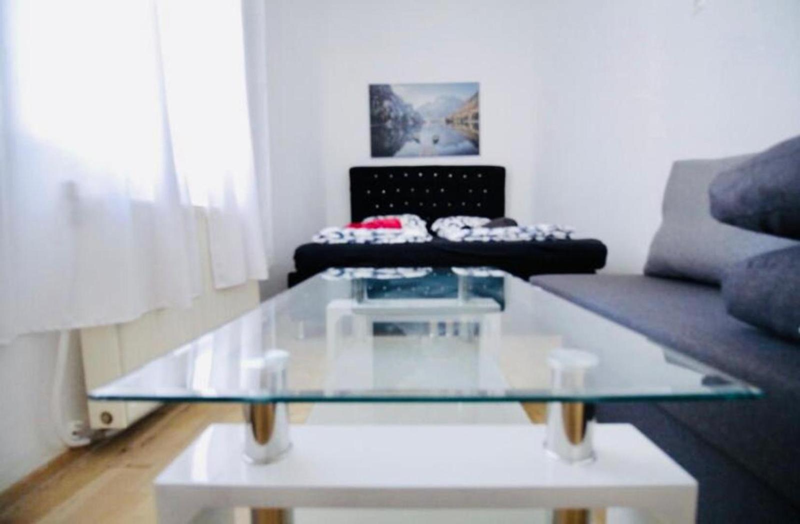 6 Min To Amusement Park - Economy Rooms In Shared Apartment Vienna Exterior photo