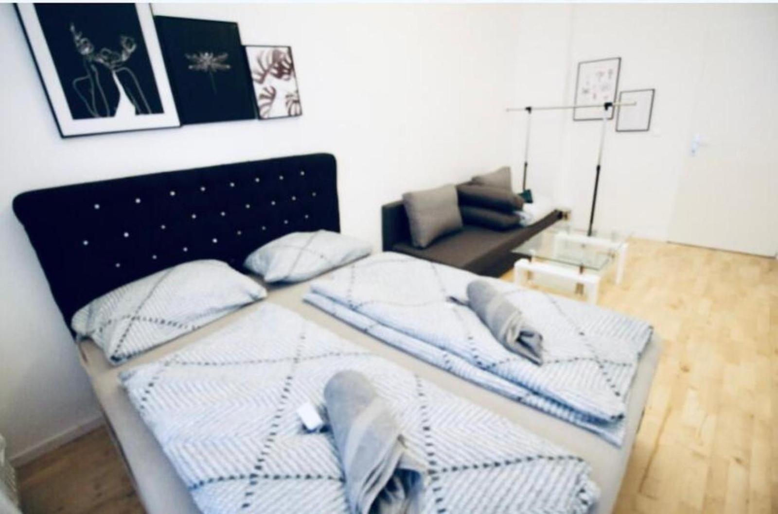 6 Min To Amusement Park - Economy Rooms In Shared Apartment Vienna Exterior photo
